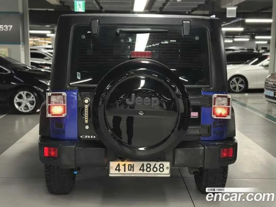 Jeep Wrangler 2010 2.8 автомат (гидро), фото 3 Jeep Wrangler 2010 2.8 автомат (гидро), фото 3