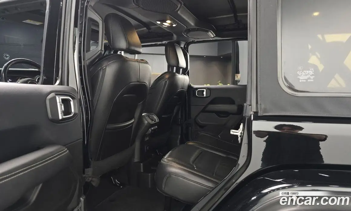 Jeep Wrangler 2019 2.0 автомат (гидро), фото 11 Jeep Wrangler 2019 2.0 автомат (гидро), фото 11
