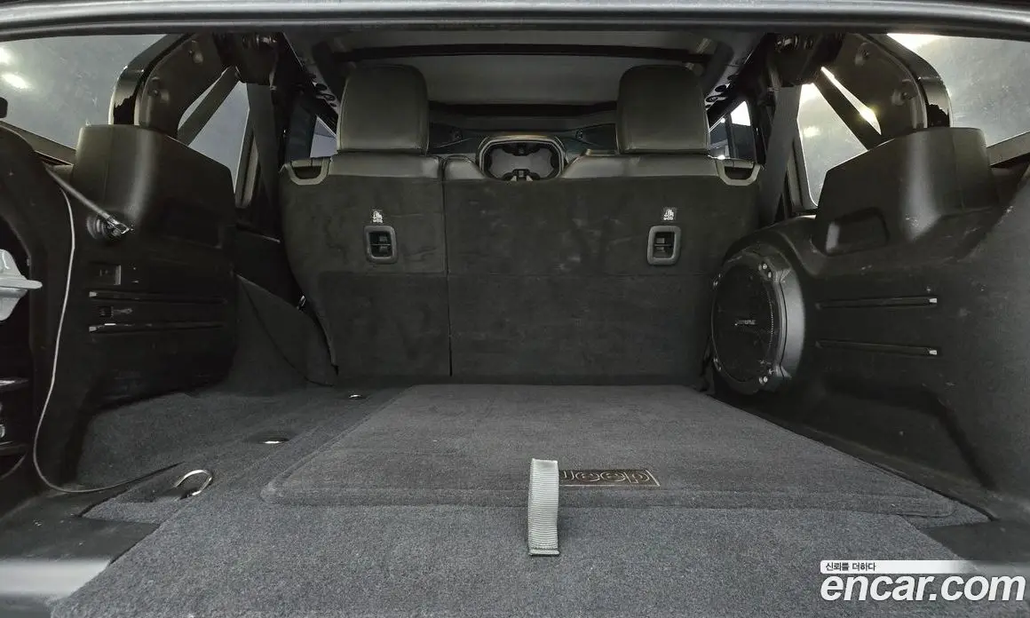 Jeep Wrangler 2019 2.0 автомат (гидро), фото 20 Jeep Wrangler 2019 2.0 автомат (гидро), фото 20