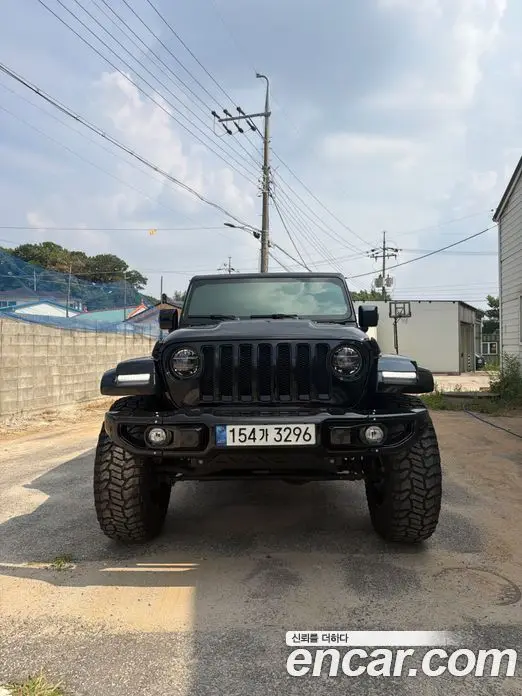 Jeep Wrangler 2021 2.0 автомат (гидро), фото 1 Jeep Wrangler 2021 2.0 автомат (гидро), фото 1