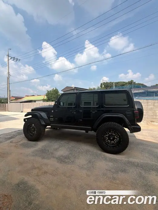 Jeep Wrangler 2021 2.0 автомат (гидро), фото 4 Jeep Wrangler 2021 2.0 автомат (гидро), фото 4
