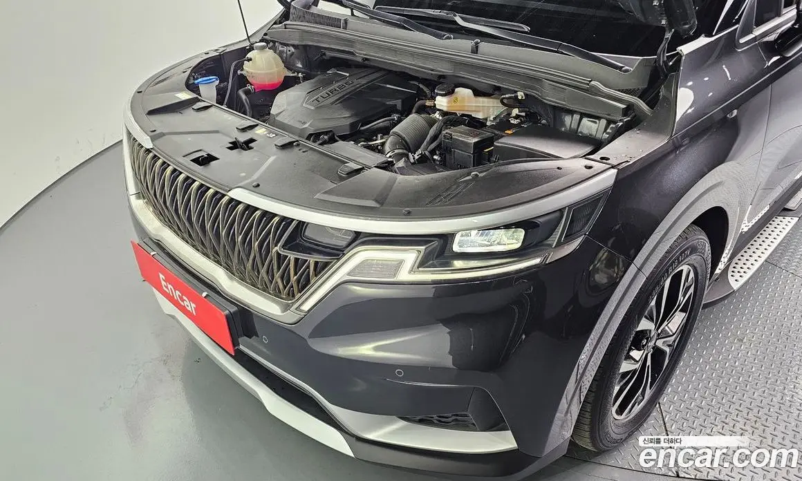 Kia Carnival 2023 2.2 автомат (гидро), фото 6