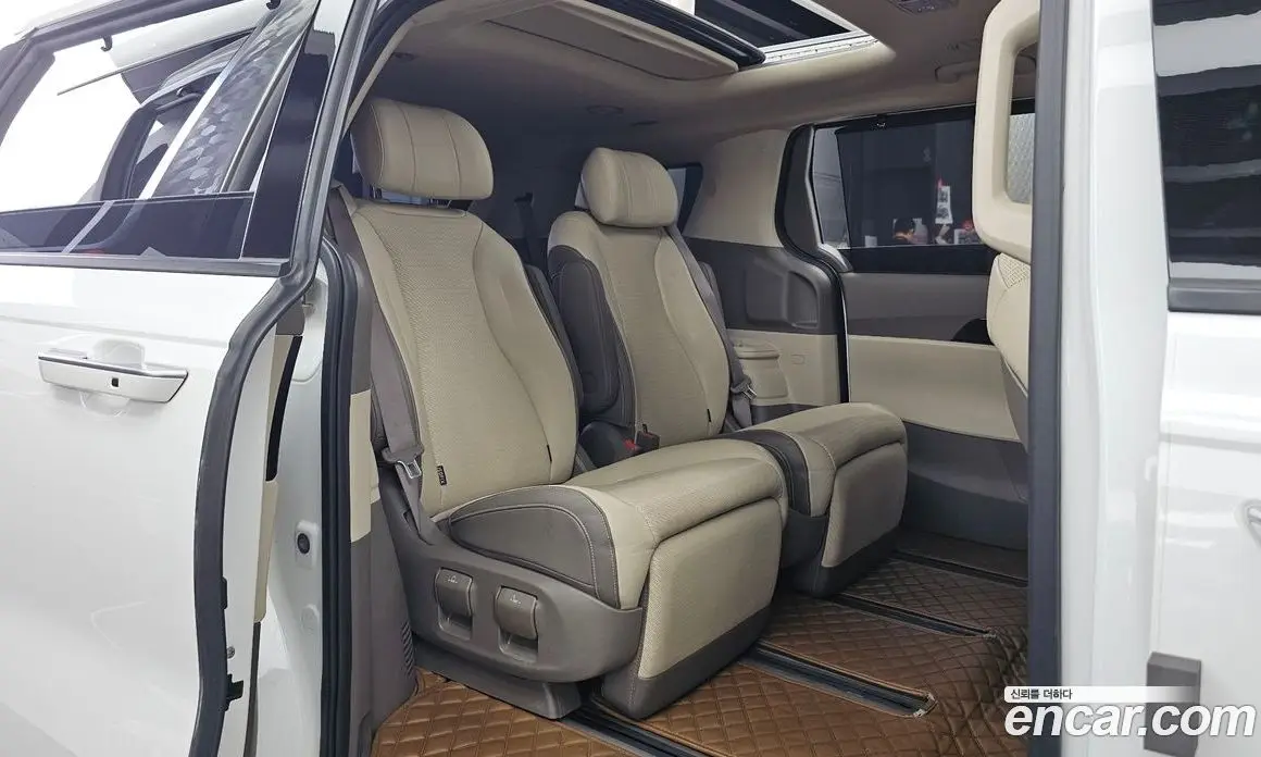 Kia Carnival 2023 3.5 автомат (гидро), фото 18