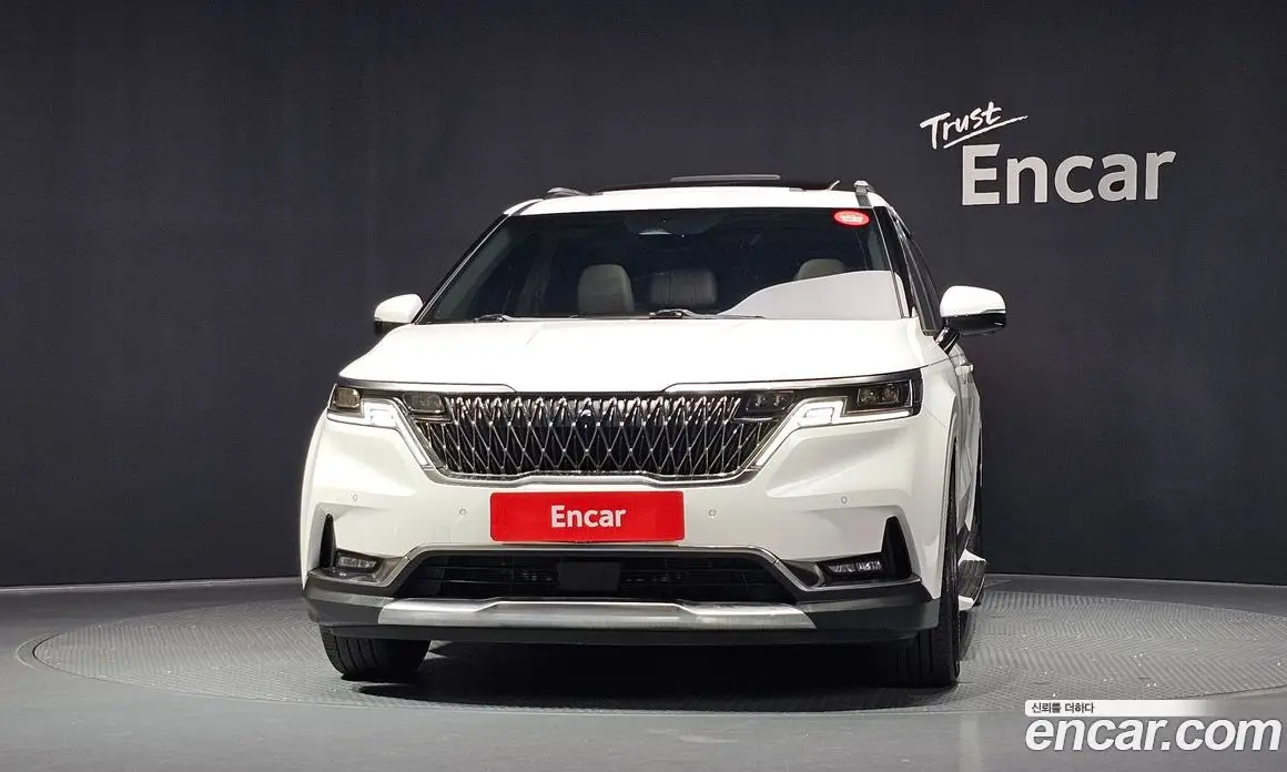 Kia Carnival 2023 3.5 автомат (гидро), фото 3