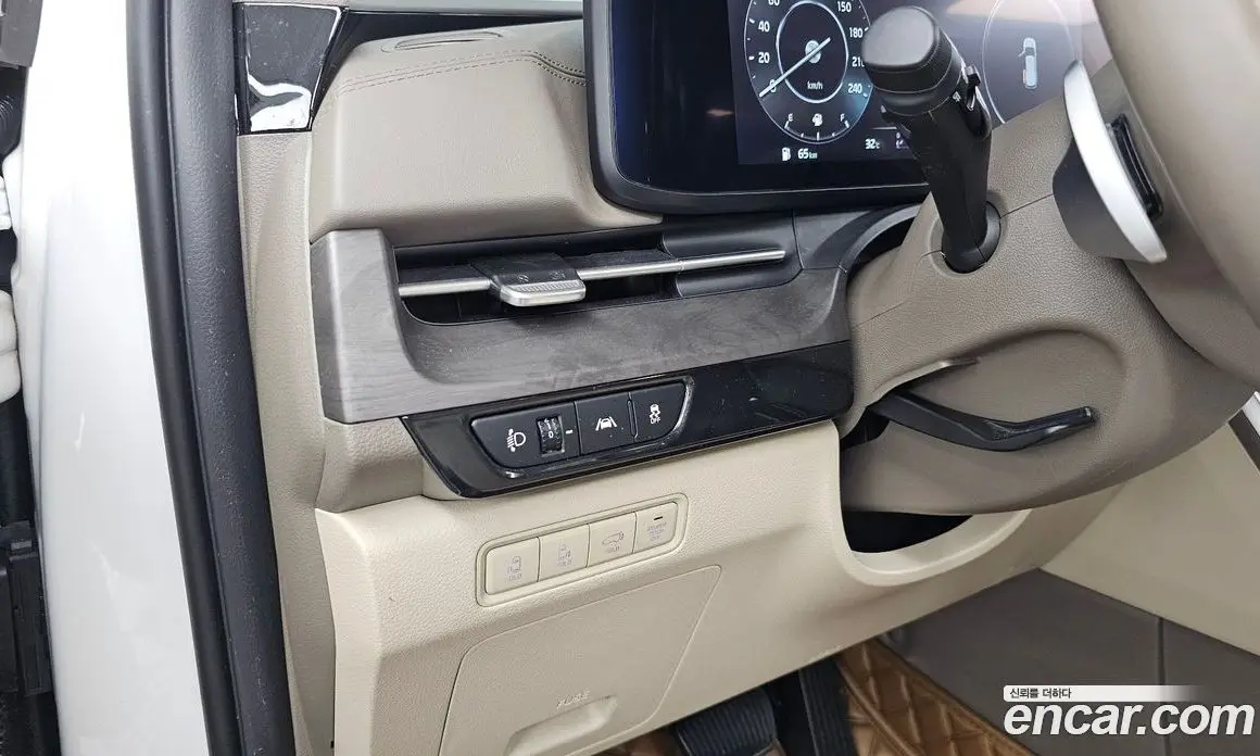Kia Carnival 2023 3.5 автомат (гидро), фото 27