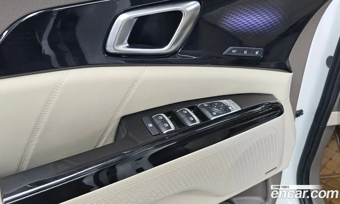 Kia Carnival 2023 3.5 автомат (гидро), фото 29