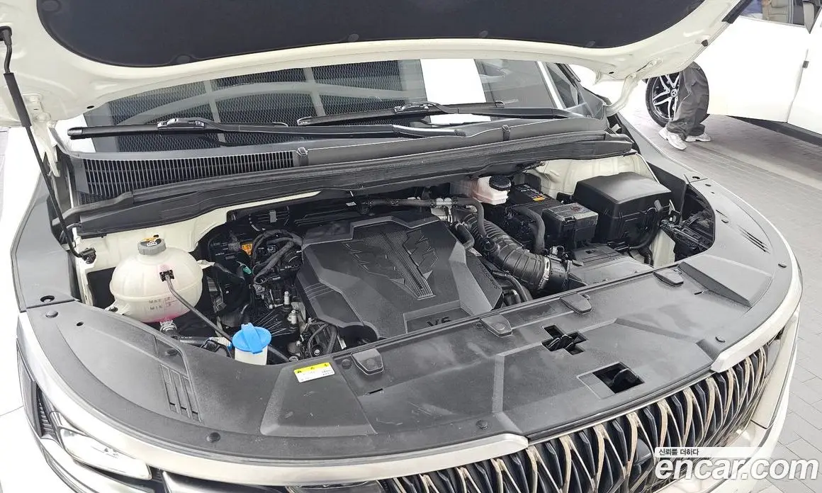 Kia Carnival 2023 3.5 автомат (гидро), фото 6