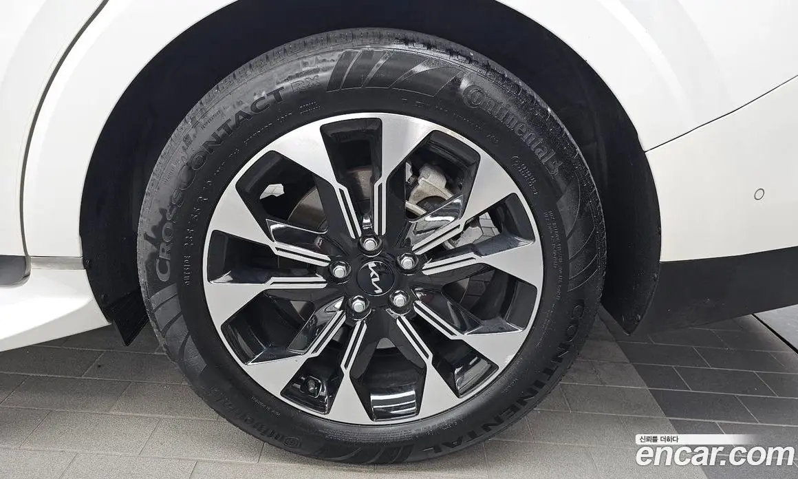 Kia Carnival 2023 3.5 автомат (гидро), фото 7