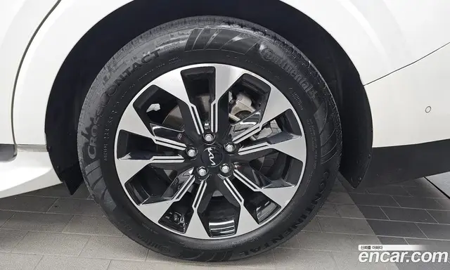 Kia Carnival 2023 3.5 автомат (гидро), миниатюра 7