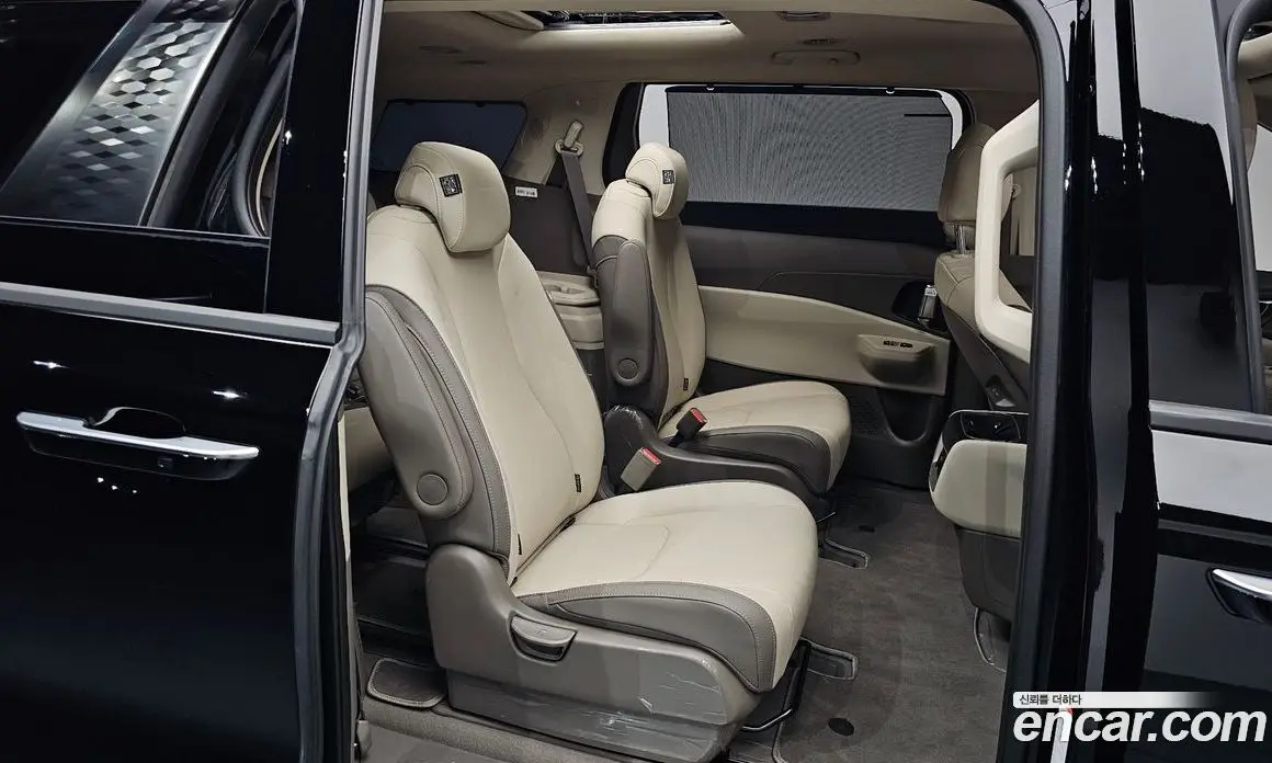 Kia Carnival 2026 1.6 автомат (гидро), фото 16