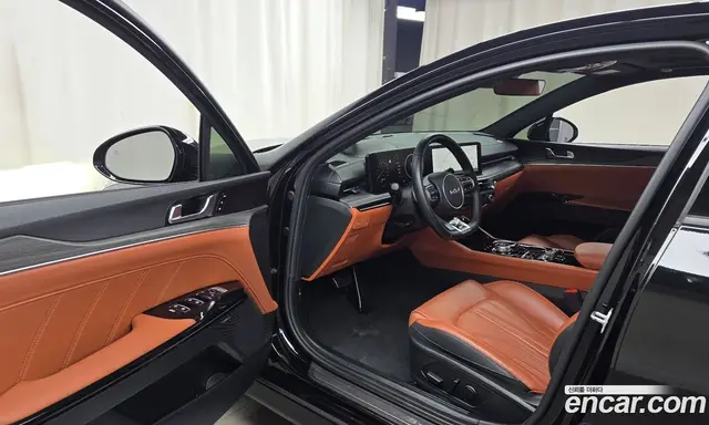 Kia K5 (Optima) 2025 1.6 автомат (гидро), миниатюра 10 Kia K5 (Optima) 2025 1.6 автомат (гидро), миниатюра 10