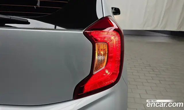 Kia Morning 2022 1.0 автомат (гидро), миниатюра 9