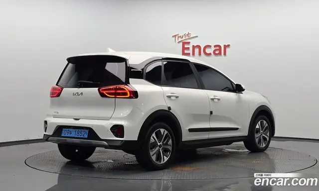 Kia Niro, 2022, 41 167 км