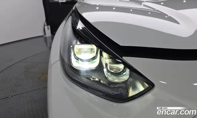 Kia Niro 2022 0.2 автомат (гидро), миниатюра 7