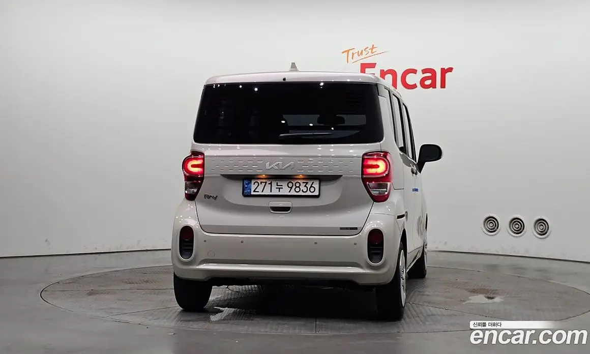 Kia Ray 2022 1.0 автомат (гидро), фото 4