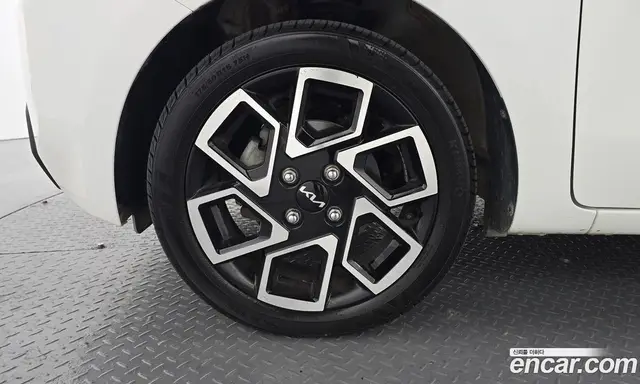 Kia Ray 2023 1.0 автомат (гидро), миниатюра 5 Kia Ray 2023 1.0 автомат (гидро), миниатюра 5