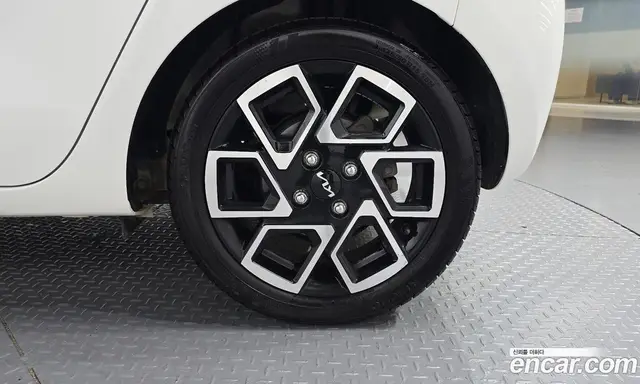 Kia Ray 2023 1.0 автомат (гидро), миниатюра 7 Kia Ray 2023 1.0 автомат (гидро), миниатюра 7