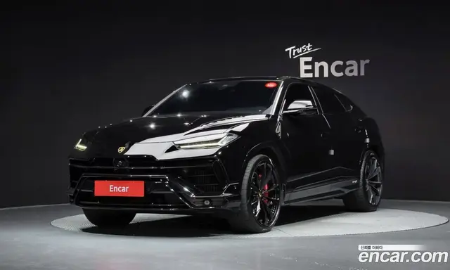 Lamborghini Urus 2024 4.0 автомат (гидро), миниатюра 1 Lamborghini Urus 2024 4.0 автомат (гидро), миниатюра 1