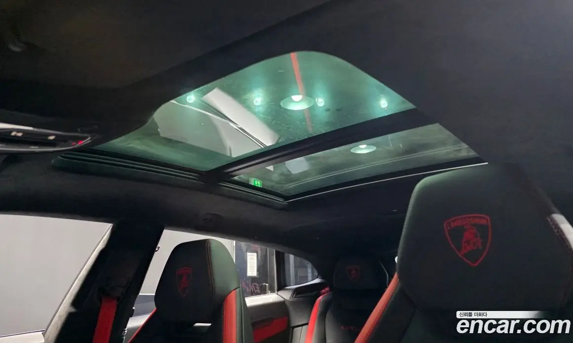 Lamborghini Urus 2024 4.0 автомат (гидро), фото 18 Lamborghini Urus 2024 4.0 автомат (гидро), фото 18