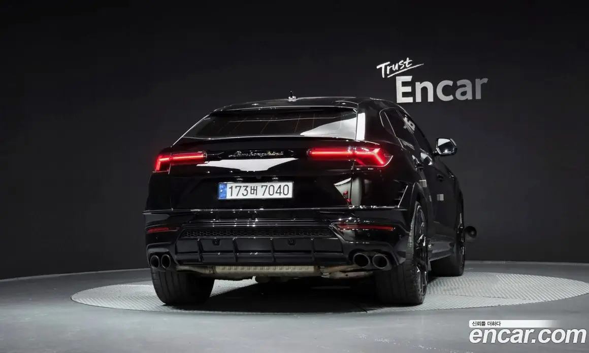 Lamborghini Urus 2024 4.0 автомат (гидро), фото 4 Lamborghini Urus 2024 4.0 автомат (гидро), фото 4