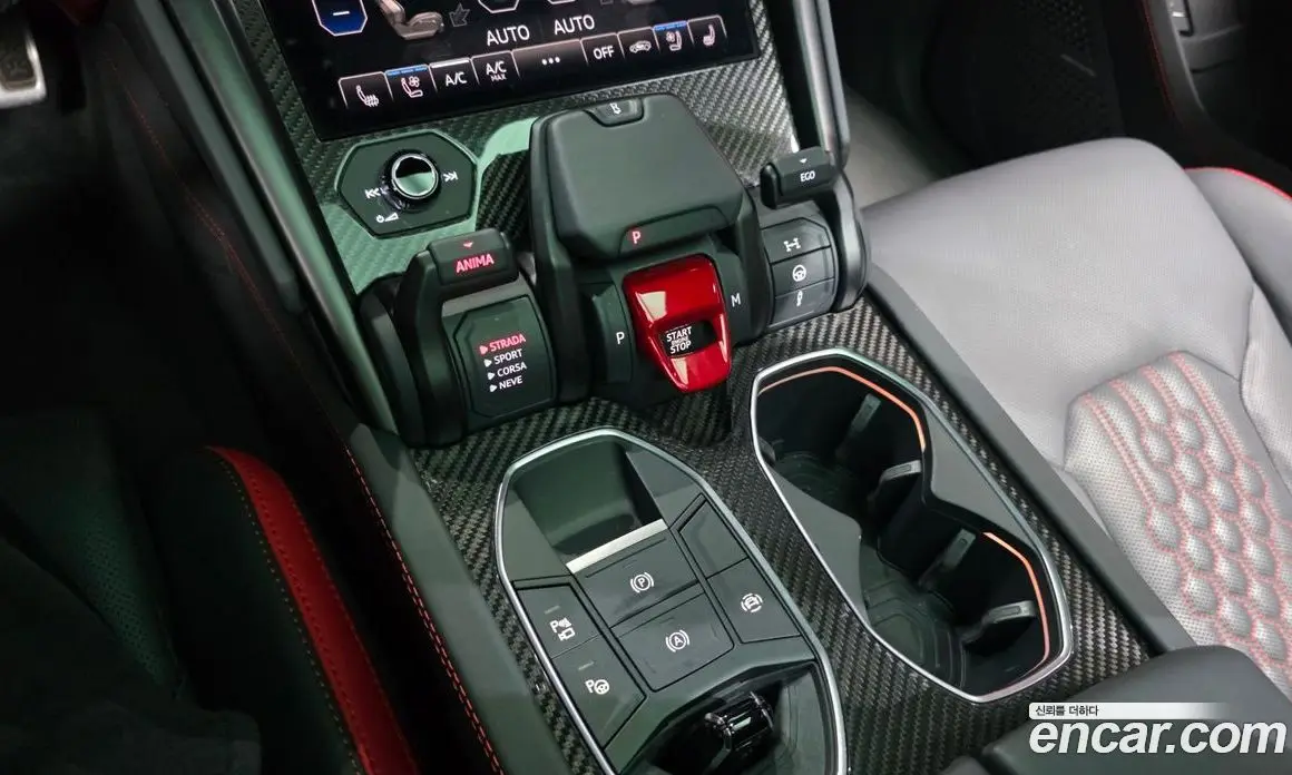 Lamborghini Urus 2024 4.0 автомат (гидро), фото 9 Lamborghini Urus 2024 4.0 автомат (гидро), фото 9