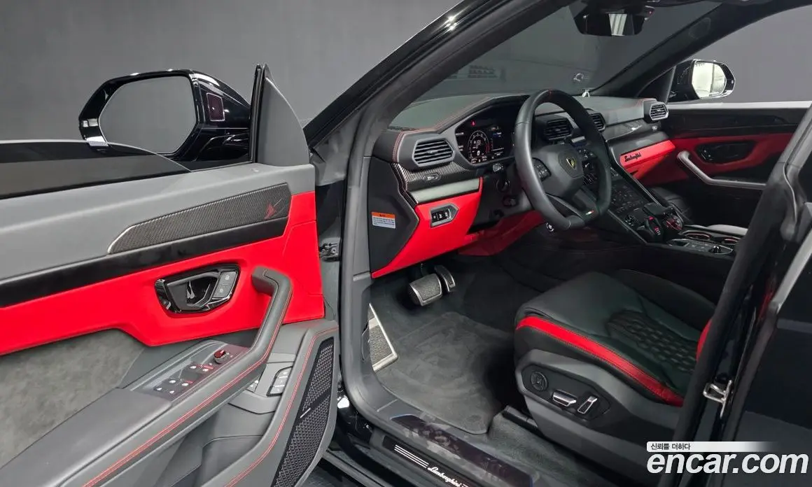Lamborghini Urus 2024 4.0 автомат (гидро), фото 10 Lamborghini Urus 2024 4.0 автомат (гидро), фото 10