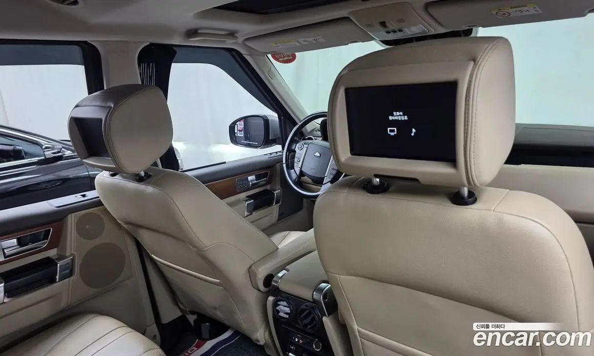 Land Rover Discovery 2016 3.0 автомат (гидро), фото 17 Land Rover Discovery 2016 3.0 автомат (гидро), фото 17