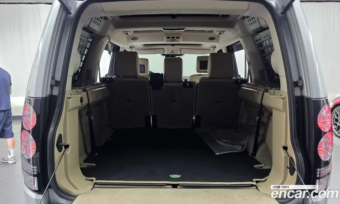 Land Rover Discovery 2016 3.0 автомат (гидро), фото 20 Land Rover Discovery 2016 3.0 автомат (гидро), фото 20