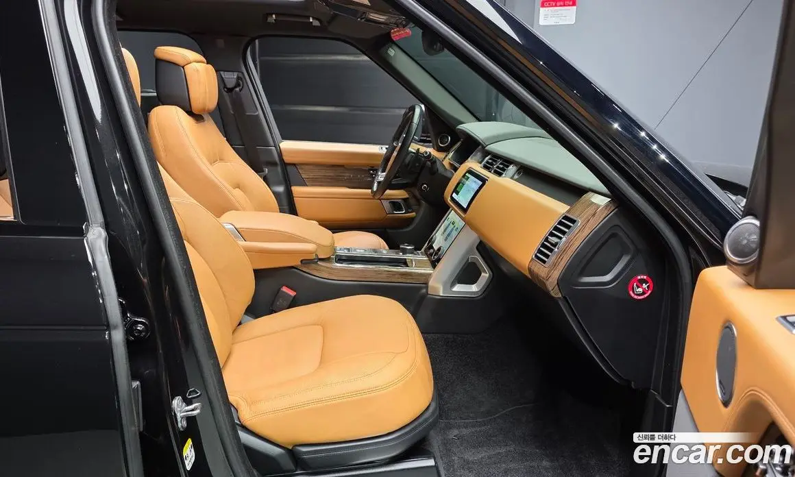 Land Rover Range Rover 2021 3.0 автомат (гидро), фото 16 Land Rover Range Rover 2021 3.0 автомат (гидро), фото 16