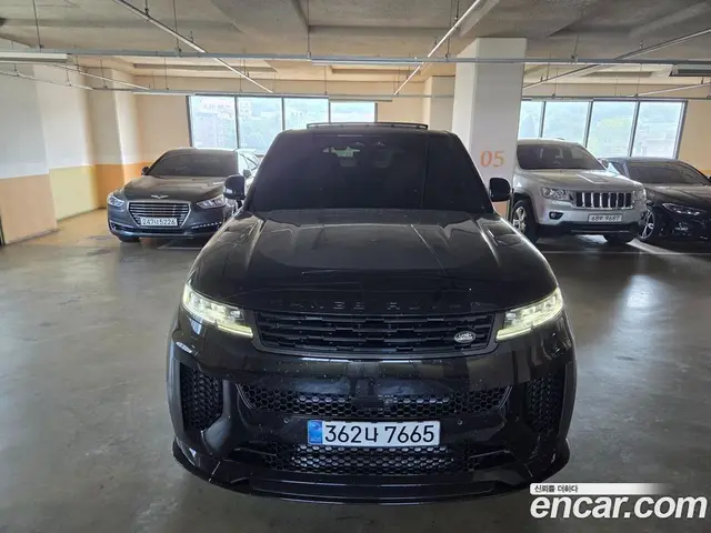 Land Rover Range Rover Sport 2025 4.4 автомат (гидро), миниатюра 1 Land Rover Range Rover Sport 2025 4.4 автомат (гидро), миниатюра 1