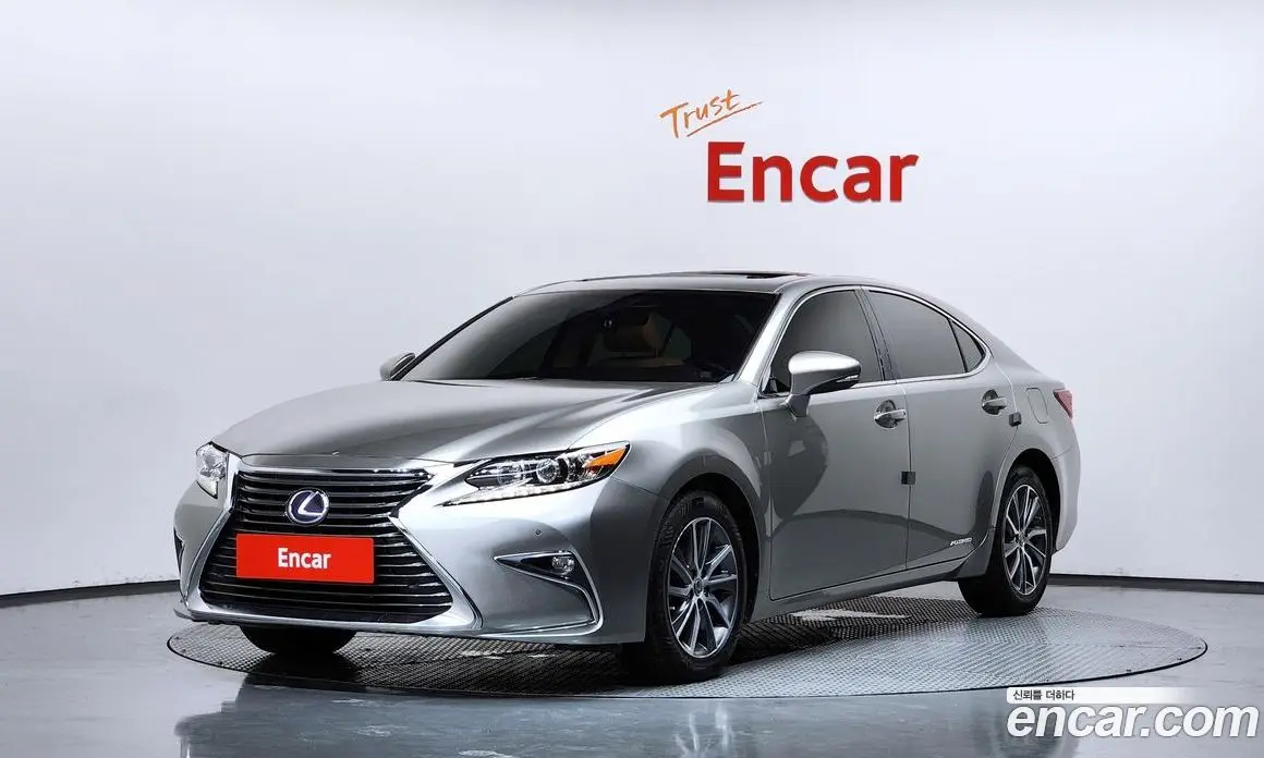 Lexus ES 2018 2.5 автомат (гидро), фото 1 Lexus ES 2018 2.5 автомат (гидро), фото 1