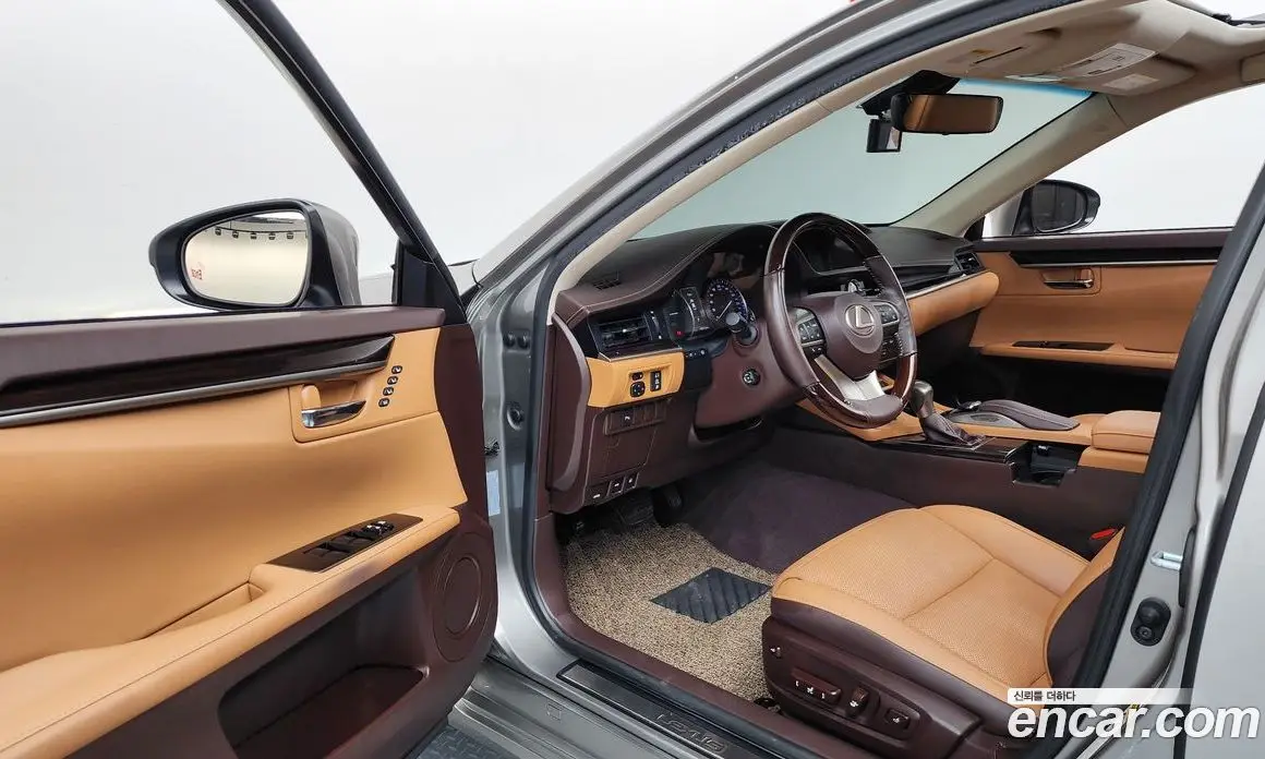 Lexus ES 2018 2.5 автомат (гидро), фото 13 Lexus ES 2018 2.5 автомат (гидро), фото 13