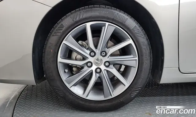 Lexus ES 2018 2.5 автомат (гидро), миниатюра 5 Lexus ES 2018 2.5 автомат (гидро), миниатюра 5