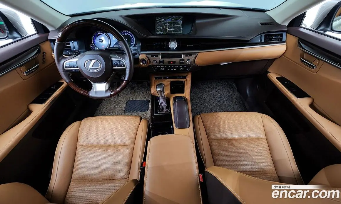 Lexus ES 2018 2.5 автомат (гидро), фото 10 Lexus ES 2018 2.5 автомат (гидро), фото 10