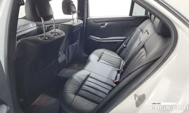 Mercedes-Benz E-Class 2015 3.5 автомат (гидро), миниатюра 11 Mercedes-Benz E-Class 2015 3.5 автомат (гидро), миниатюра 11