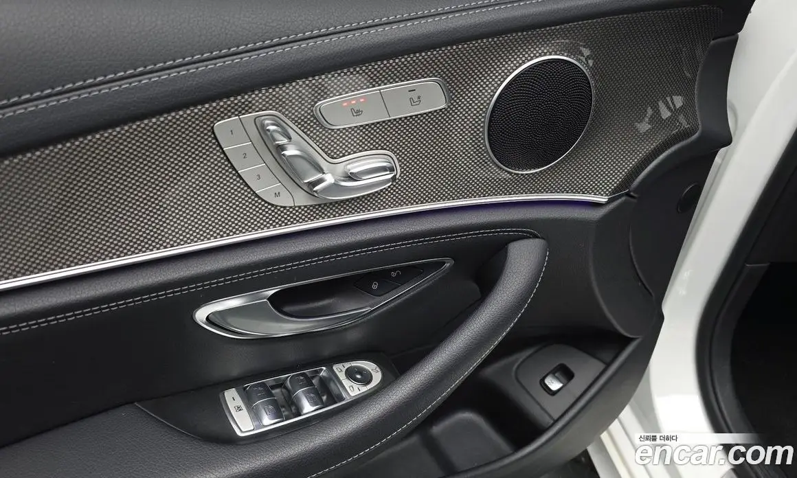 Mercedes-Benz E-Class 2017 2.0 автомат (гидро), фото 13 Mercedes-Benz E-Class 2017 2.0 автомат (гидро), фото 13