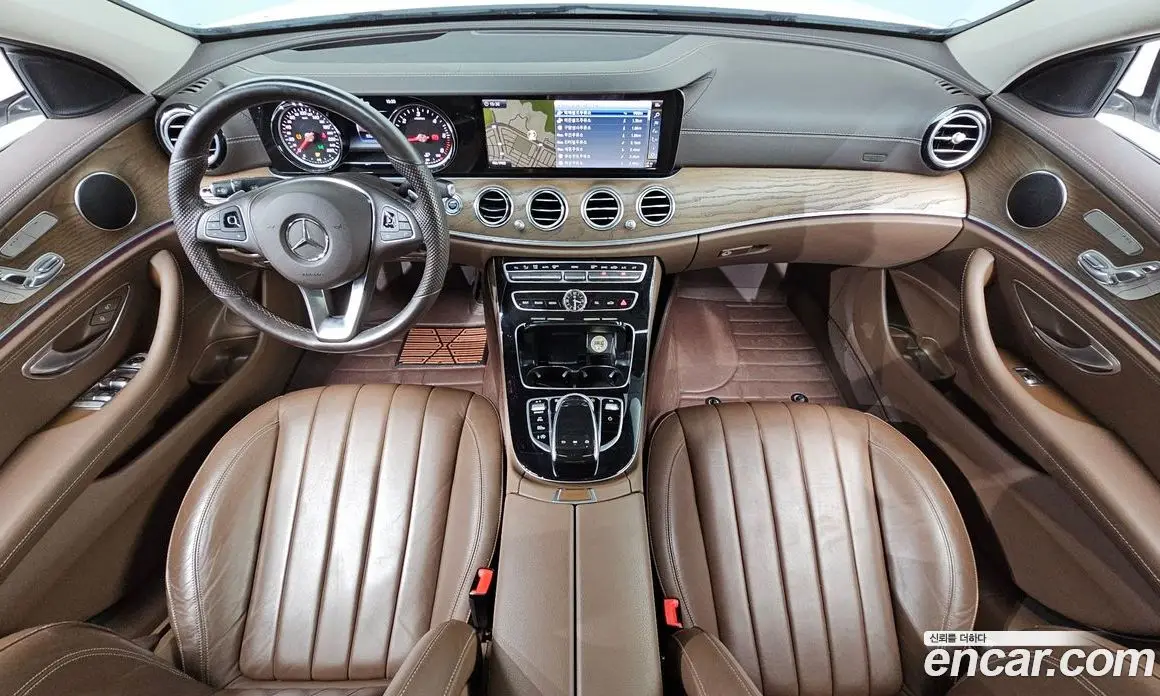 Mercedes-Benz E-Class 2018 1.9 автомат (гидро), фото 10 Mercedes-Benz E-Class 2018 1.9 автомат (гидро), фото 10