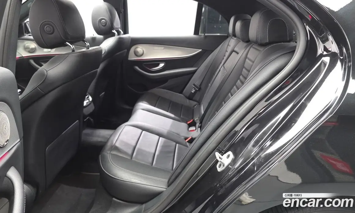 Mercedes-Benz E-Class 2018 2.0 автомат (гидро), фото 16 Mercedes-Benz E-Class 2018 2.0 автомат (гидро), фото 16