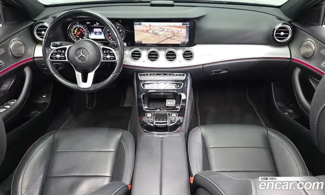 Mercedes-Benz E-Class 2018 2.0 автомат (гидро), миниатюра 10 Mercedes-Benz E-Class 2018 2.0 автомат (гидро), миниатюра 10