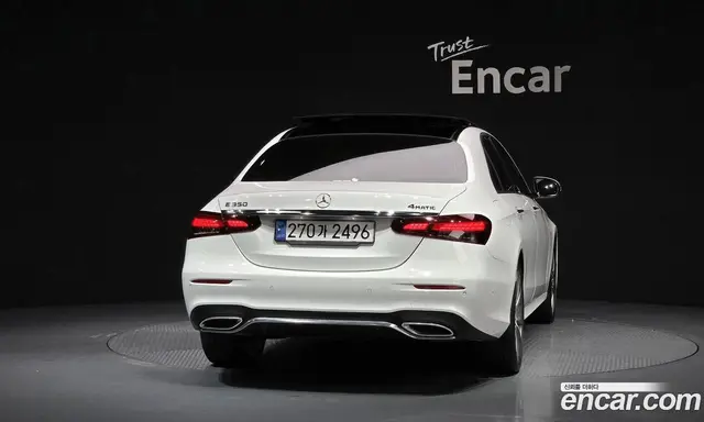 Mercedes-Benz E-Class 2022 2.0 автомат (гидро), миниатюра 4 Mercedes-Benz E-Class 2022 2.0 автомат (гидро), миниатюра 4