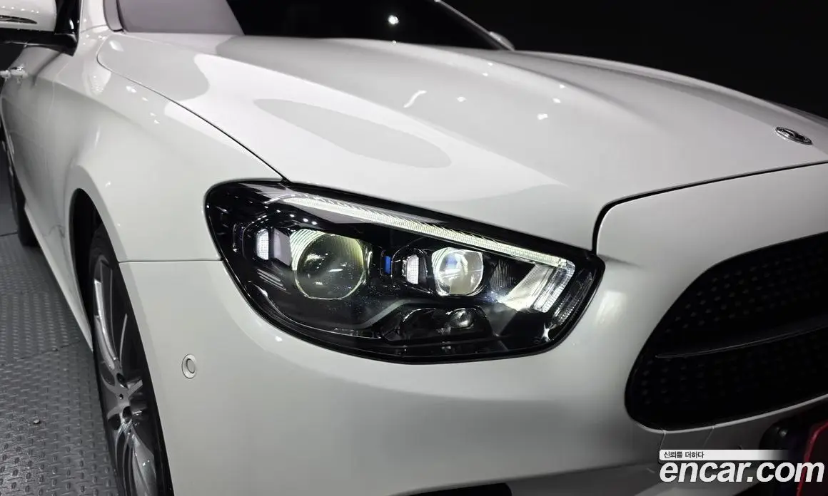 Mercedes-Benz E-Class 2022 2.0 автомат (гидро), фото 8 Mercedes-Benz E-Class 2022 2.0 автомат (гидро), фото 8