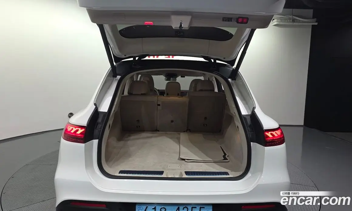 Mercedes-Benz EQS 2023 0.3 автомат (гидро), фото 26
