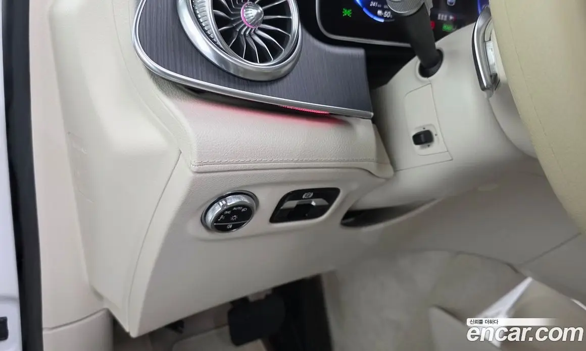 Mercedes-Benz EQS 2023 0.3 автомат (гидро), фото 30