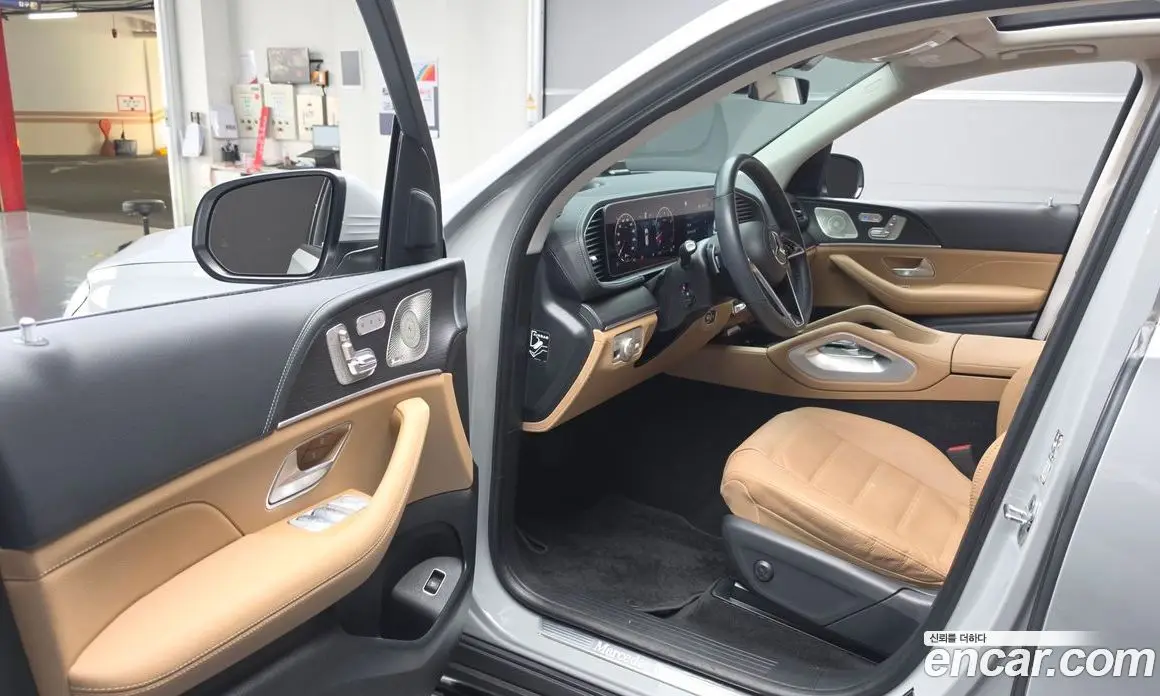 Mercedes-Benz GLE-Class 2023 3.0 автомат (гидро), фото 13 Mercedes-Benz GLE-Class 2023 3.0 автомат (гидро), фото 13