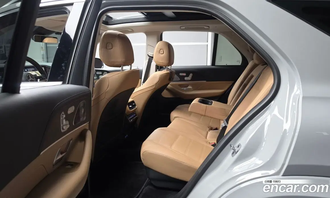 Mercedes-Benz GLE-Class 2023 3.0 автомат (гидро), фото 18 Mercedes-Benz GLE-Class 2023 3.0 автомат (гидро), фото 18