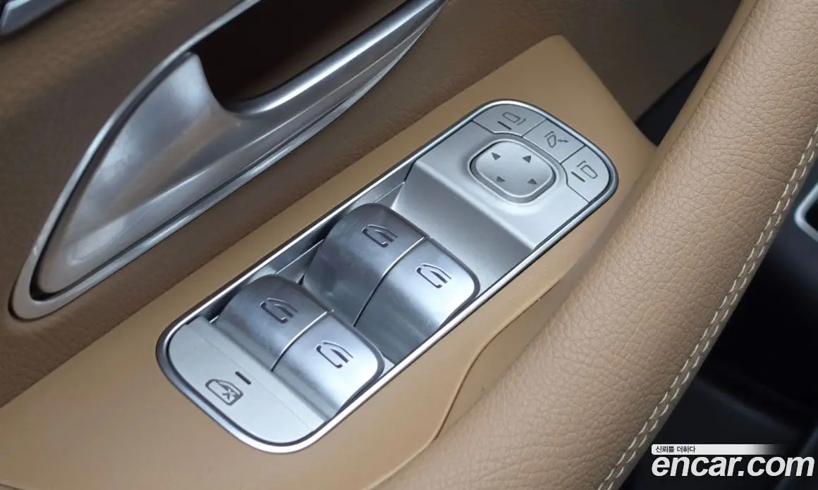 Mercedes-Benz GLE-Class 2023 3.0 автомат (гидро), фото 25 Mercedes-Benz GLE-Class 2023 3.0 автомат (гидро), фото 25