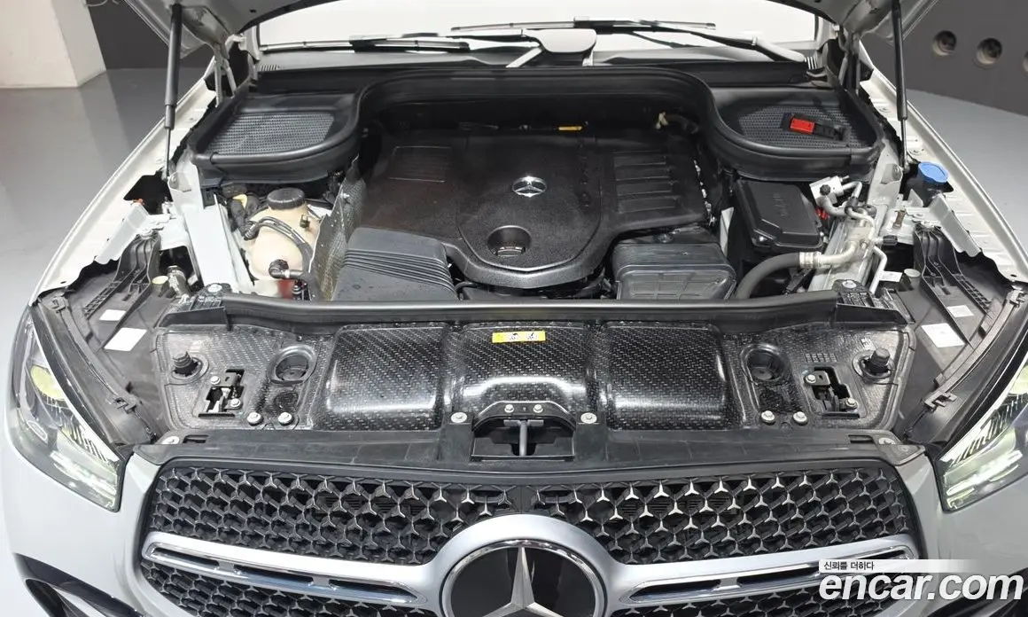 Mercedes-Benz GLE-Class 2023 3.0 автомат (гидро), фото 6 Mercedes-Benz GLE-Class 2023 3.0 автомат (гидро), фото 6