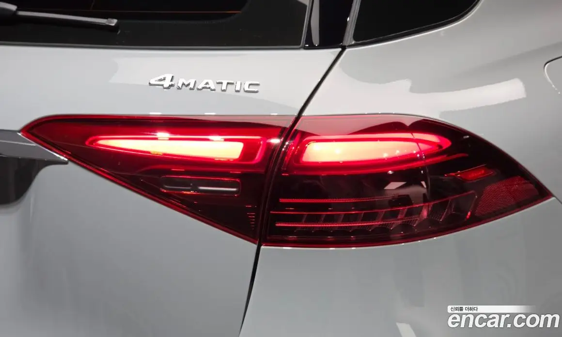 Mercedes-Benz GLE-Class 2023 3.0 автомат (гидро), фото 9 Mercedes-Benz GLE-Class 2023 3.0 автомат (гидро), фото 9