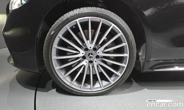 Mercedes-Benz S-Class 2025 3.0 автомат (гидро), миниатюра 5 Mercedes-Benz S-Class 2025 3.0 автомат (гидро), миниатюра 5