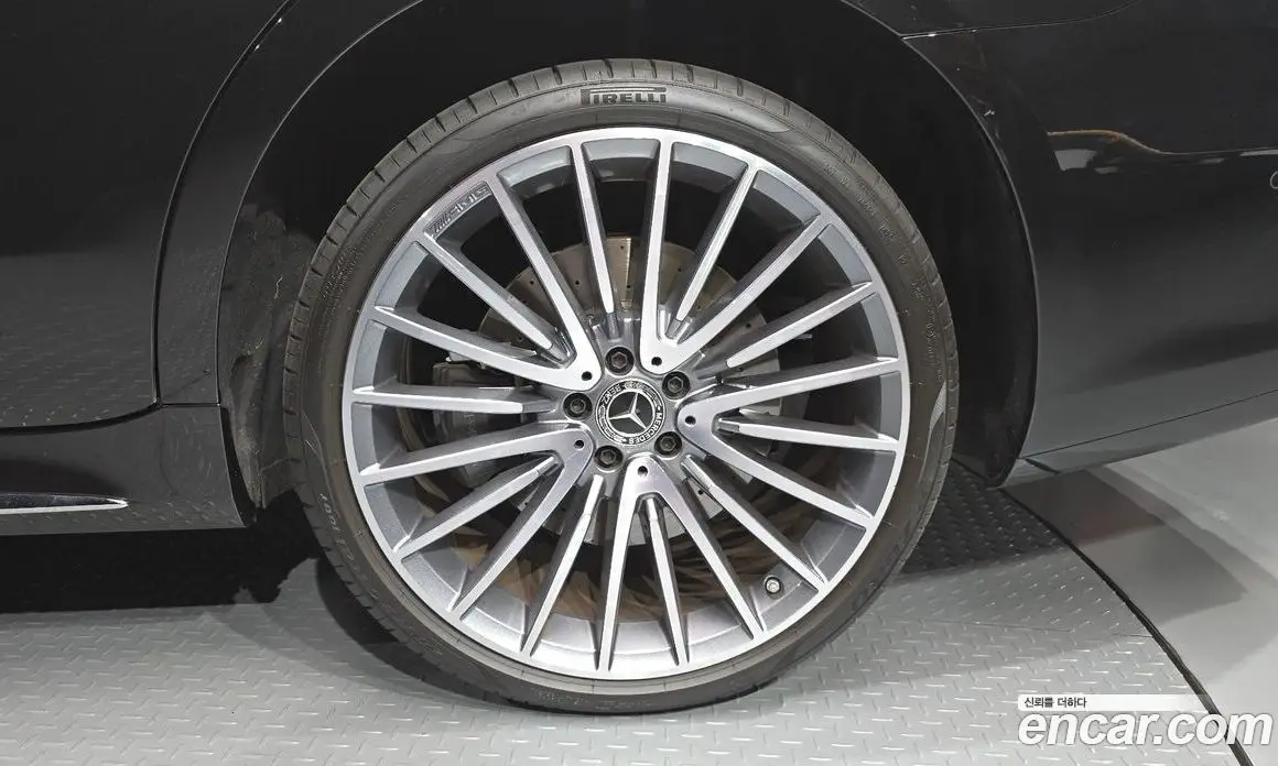 Mercedes-Benz S-Class 2025 3.0 автомат (гидро), фото 7 Mercedes-Benz S-Class 2025 3.0 автомат (гидро), фото 7